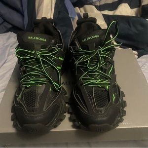 Balenciaga track